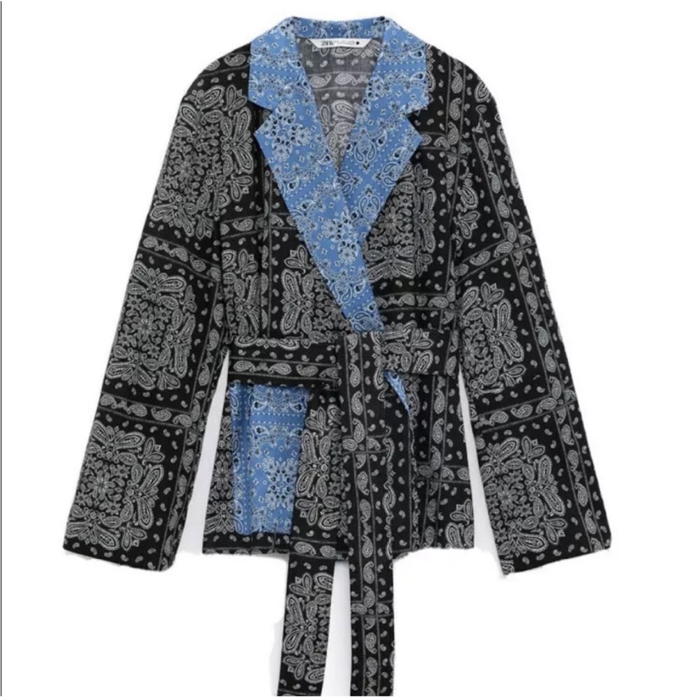 ZARA Bandana Print Lightweight Wrap Blazer.